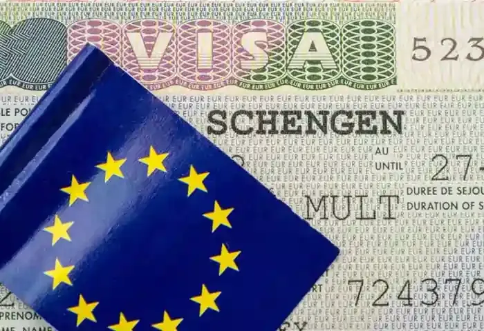 What is a Schengen visa ? Detailed guide on visa for Europe.