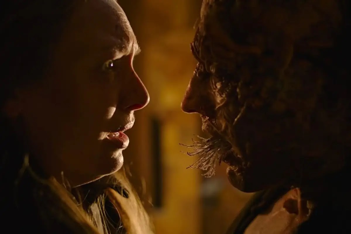The Last of Us  Vídeo compara cena impactante de Sarah na série à do jogo