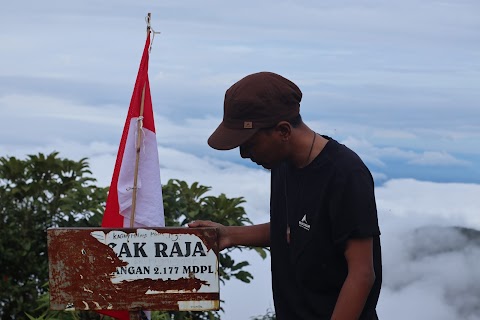 Gunung Rogojembangan, Seven Summit Jawa Tengah yang Terlupakan