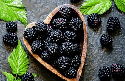Blackberries Nutritional Profiles and Unique Benefits