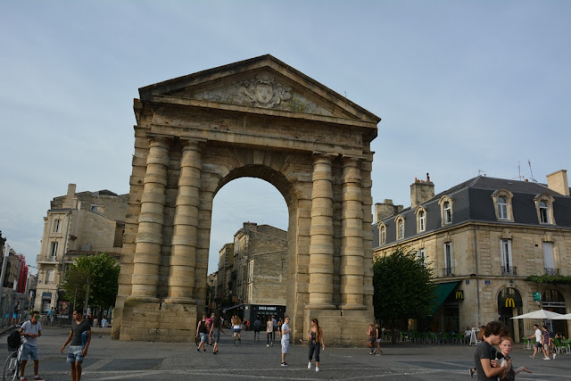 Bordeaux gate