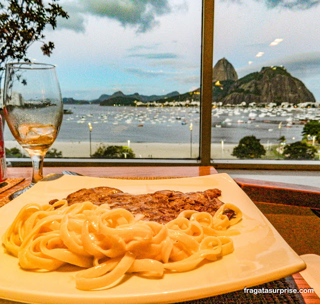 Restaurante Emporium Pax no Botafogo Praia Shopping no Rio de Janeiro