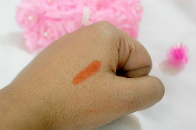 Be A Bombshell Lip Stain In Shade Bash (Coral): Review