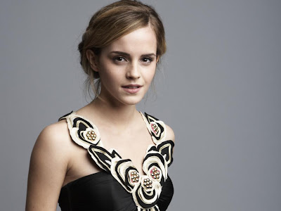 Emma Watson Wallpaper Pack 1