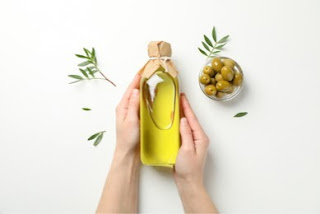 How to get clear skin- 14 Natural tips for spotless skin , olive oil images