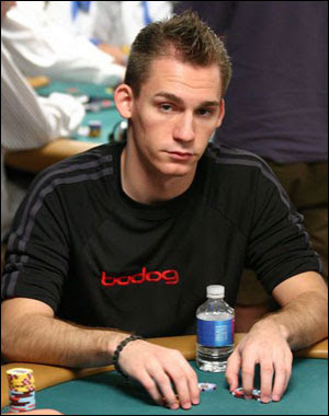 Poker Pro Justin Bonomo Joins Bodog