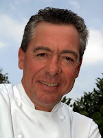 http://www.philippe-rochat.ch/fr/chef-3-etoiles-site-officiel.php