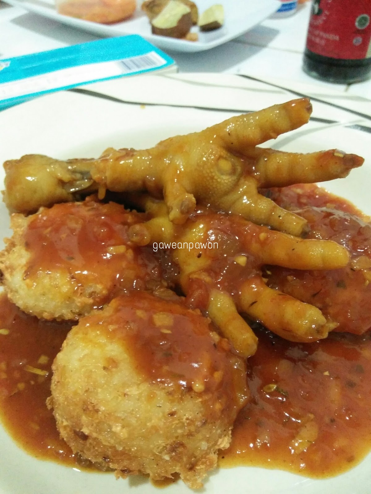 Gaweanpawon Rice Balls Bola Bola Nasi Arancini Dengan Saus Asam Manis Plus Ceker