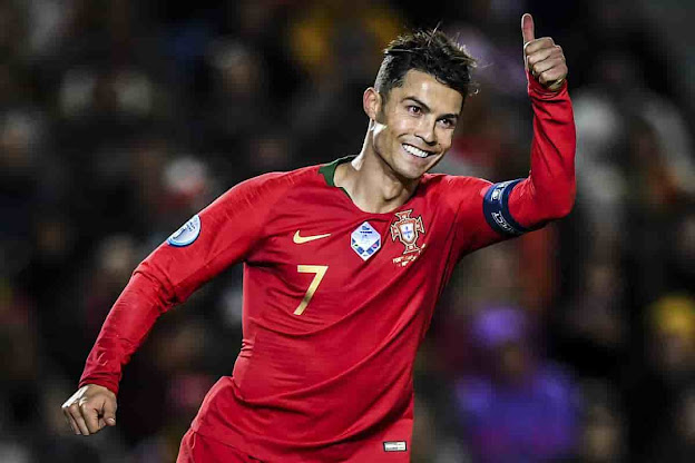 Sehen Sie, wie Cristiano Ronaldo sein 100. Karrieretor für Portugal erzielt