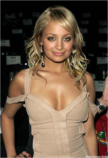 Nicole Richie Hot