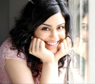 Adah Sharma2