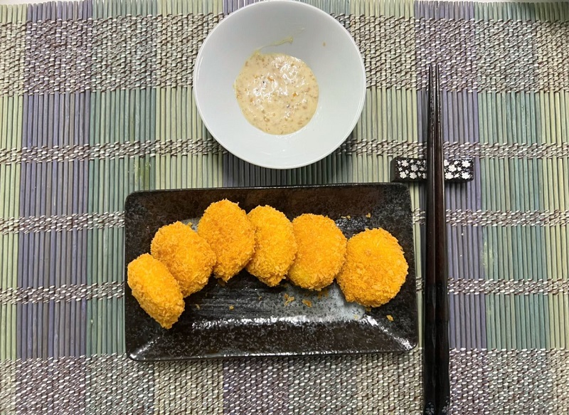 Deep Fried Breaded Scallops with Sesame Dressing