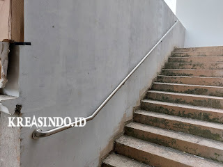 Membuat dan memasang Handrail Stainless untuk Tangga di Ciledug Tangerang