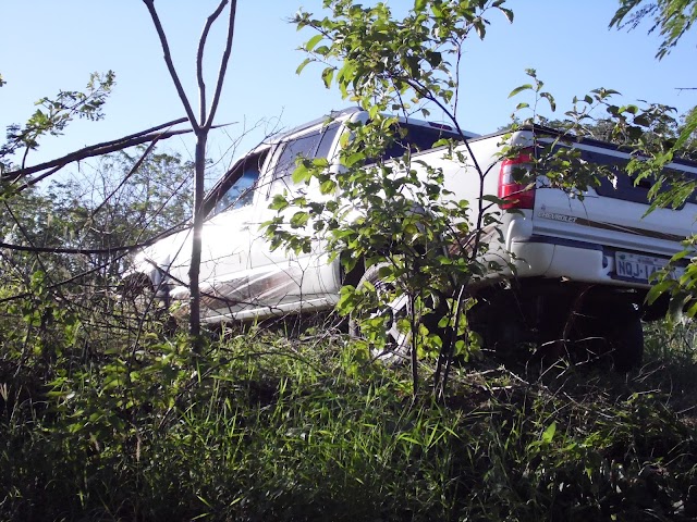 COLISÃO ENTRE CARRO E MOTO DEIXA UMA PESSOA MORTA NA PE 320 EM CARNAIBA