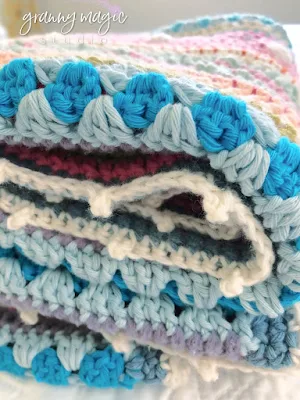 Granny stripes in blue and turqoise.