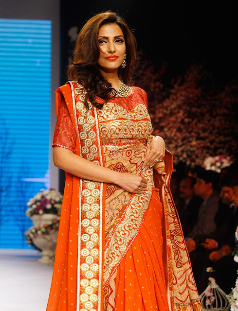 Bollywood's Resident High Priestess of Fashion Sonam Kapoor, Showcasing her Back at Jewellery Week