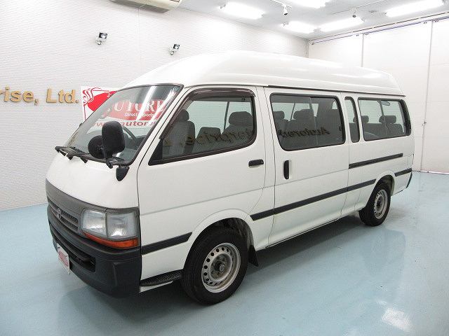 19652A3N8 2001 Toyota Hiace Commuter GL