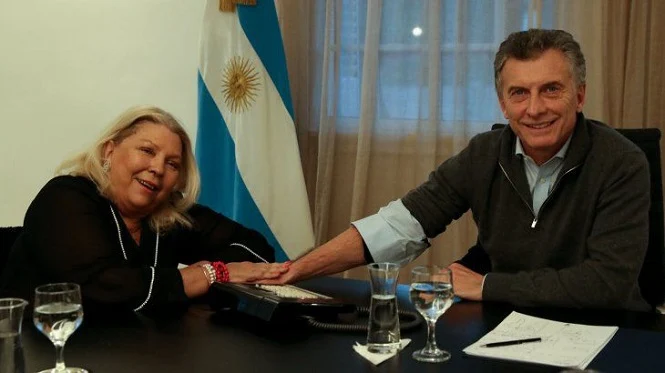 Elisa Carrió admitió que Mauricio Macri se rodeó de "delincuentes"