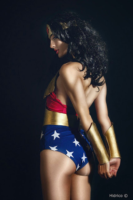 Ivette Puig como Wonder Woman