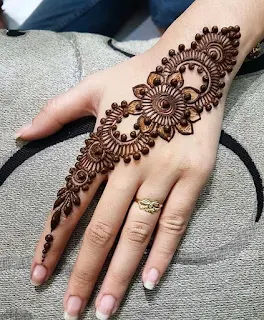 Henna Mehndi designs pictures and photos