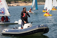 Dan Murphy en una clase de Vela en inglés Campamento Verano