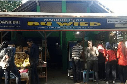 Contoh Sukses Warung Pecel Bu Wied Barokah  Biografi 