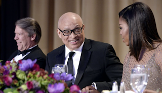 Larry Wilmore Roasts the Press in White House Correspondents’ Monologue 