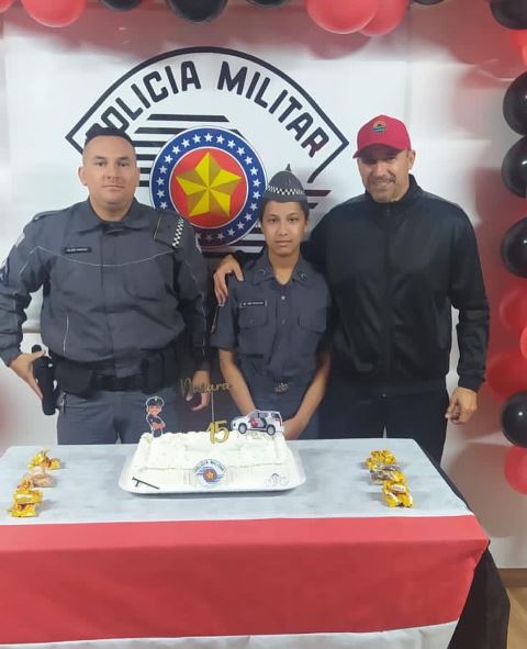 Policiais Militares realizaram o sonho de uma adolescente em Pariquera-Açu