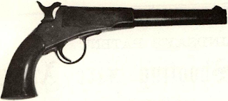 Principle of two-shooter was applied by Lindsay to big “horse pistol” but arm is exceedingly rare today, so few were made.