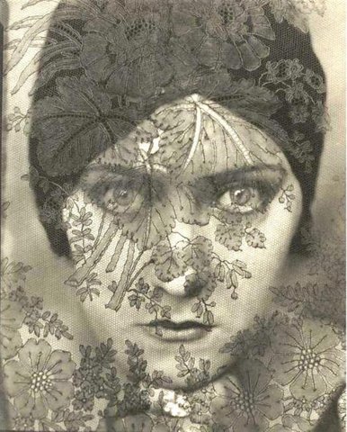 Gloria Swanson by Edward Steichen 1924