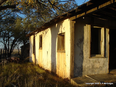 Abandoned Gas Station in Glenrio on Route 66