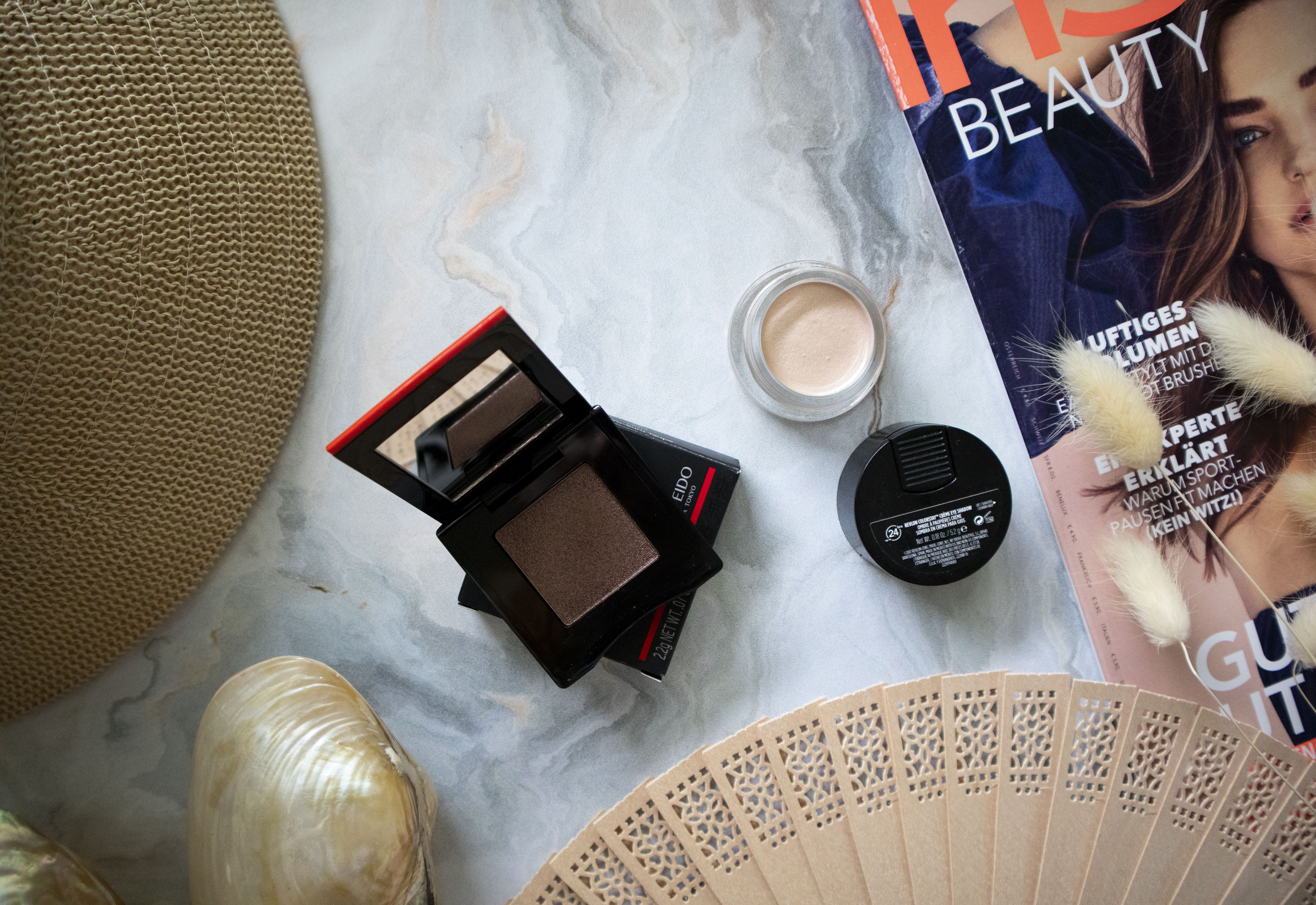 Wasserfestes-Make-Up-lidschatten-empfehlungen-shiseido-revlon