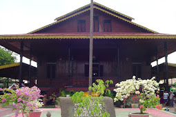 Apa Rumah Adat Gorontalo