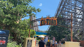 El Toro Wooden Roller Coaster Queue Line Entrance Six Flags Great Adventure