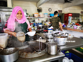 Restoran Do Do Do in Tangkak Johor is all Beef Beef Beef 东甲肥仔牛腩面