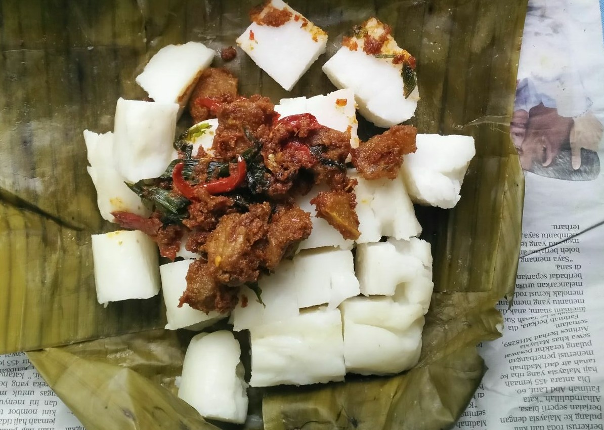 Nasi impit rendang daging pedas - INA MURNI ENTERPRISE