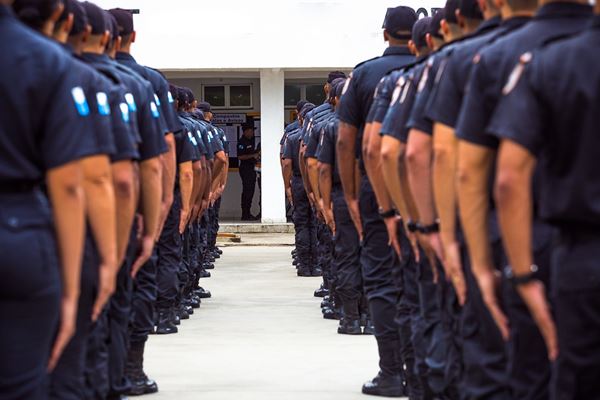 Governo do Estado lança concurso para 2 mil novos soldados da Polícia Militar após quase 10 anos