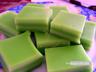 Airtangan Cik Siti: Kuih Lapis