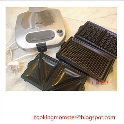  Baby Generator Free on Morning  I Make Waffles For The Kids And Off Course My Dearie Suki