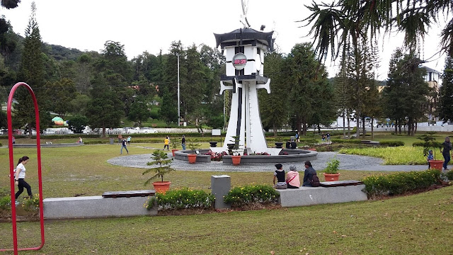 Taman Pertabalan Tanah Rata