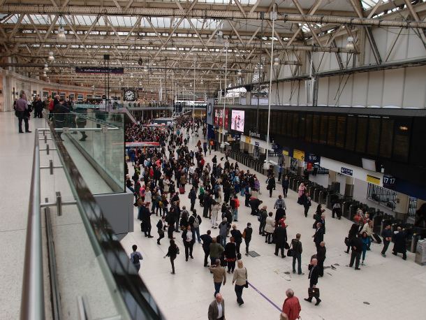 ロンドンウォータールー駅