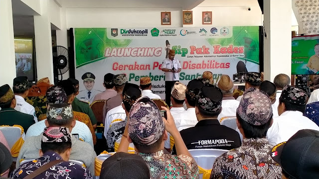 Bupati Pamekasan Baddrut Tamam, Melaunching SIP PAK KADES (Sistem Pelayanan Administrasi Kependudukan di Kantor Desa)