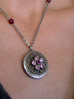 Express jeweled locket