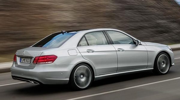 سعر ومواصفات وعيوب سيارة مرسيدس mercedes E 180 2022