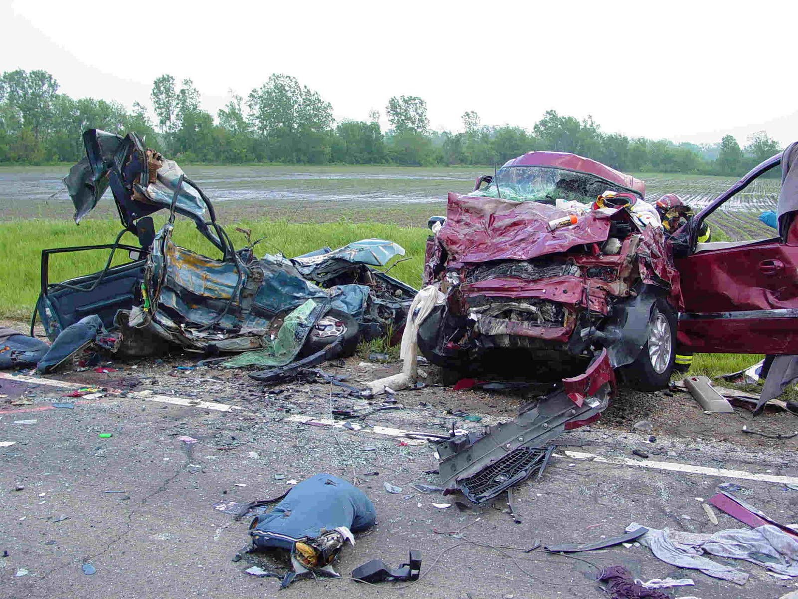 Car Accident: Video Car Accident Texting While Driving