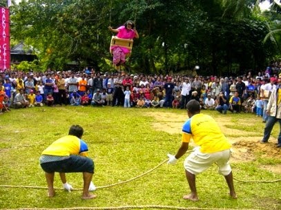 Giant Swing in Bugis Ritual