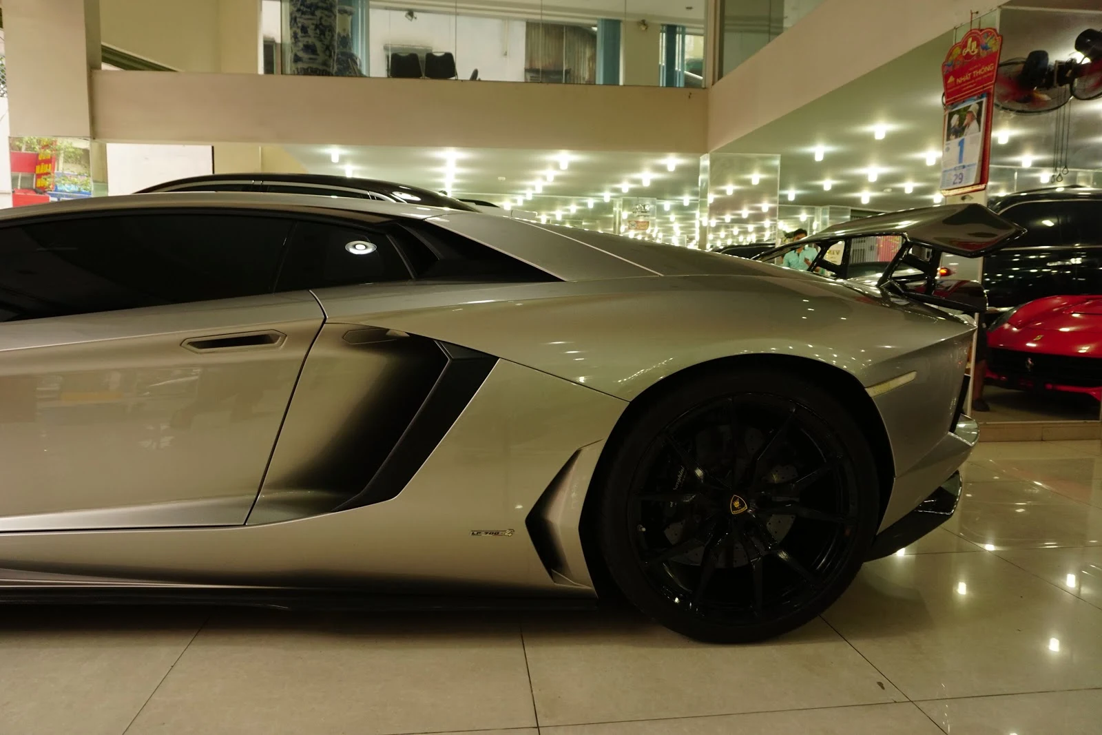 Lamborghini Aventador độ DMC