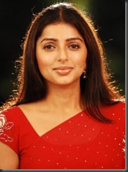 boomika in red saree