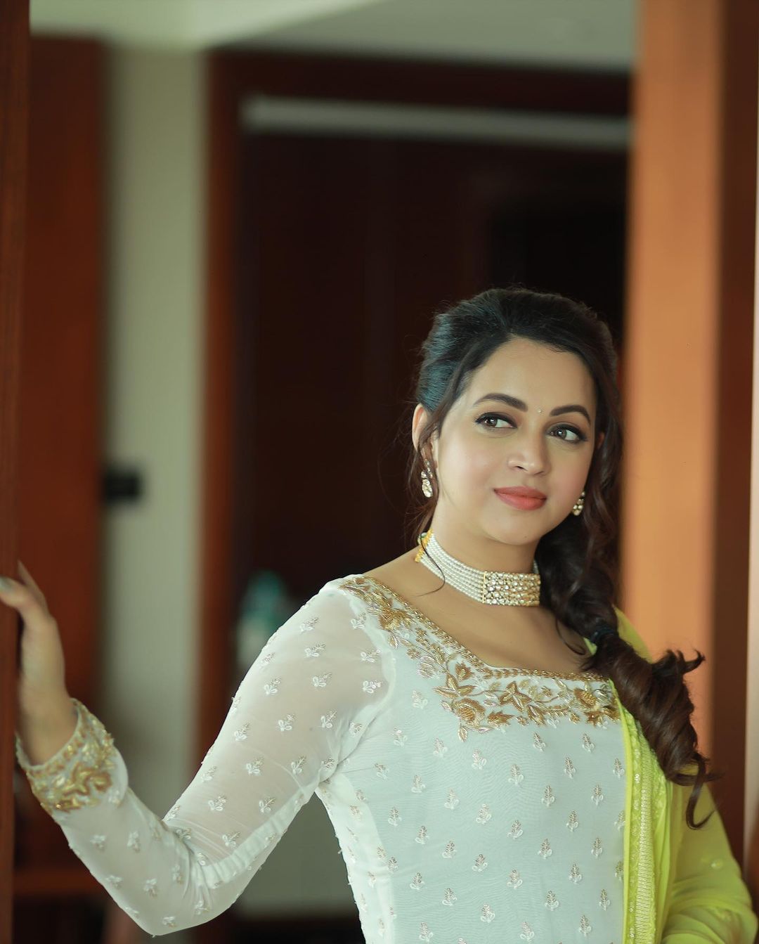 Actress Bhavana Menon Beautiful in White Salwar Pics