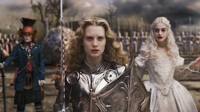 filme alice no país das maravilhas de tim burton batalha